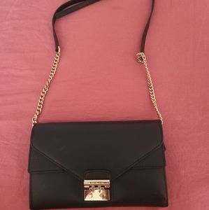 MICHAEL MICHAEL Kors Black small chain bag